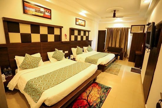 4 Bed AC Room at Madhav Seva Niwas Ujjain